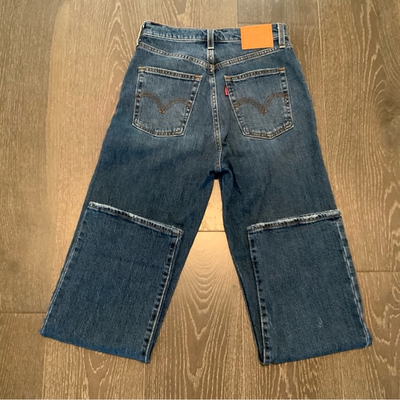 Levi’s Ribcage Jeans - Picture 3 of 6